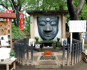 1631（寛永8）年に創建された「上野大仏」