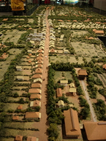 府中宿街道模型。高安寺(手前右)から東方を望む